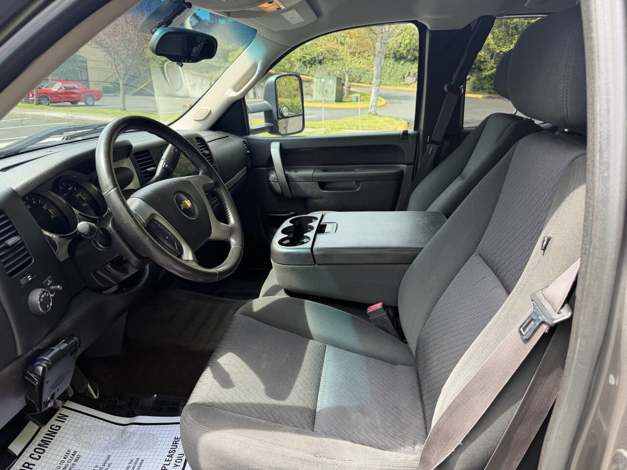 Used 2013 Chevrolet Silverado 1500 LT AWD/4WD image 4