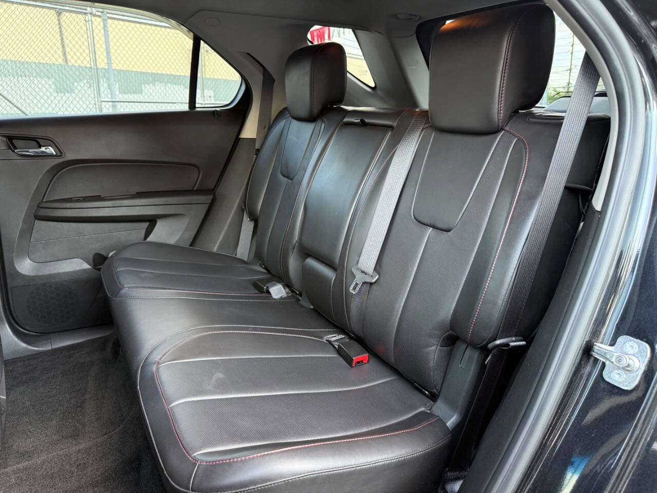 Used 2011 Chevrolet Equinox LTZ image 12