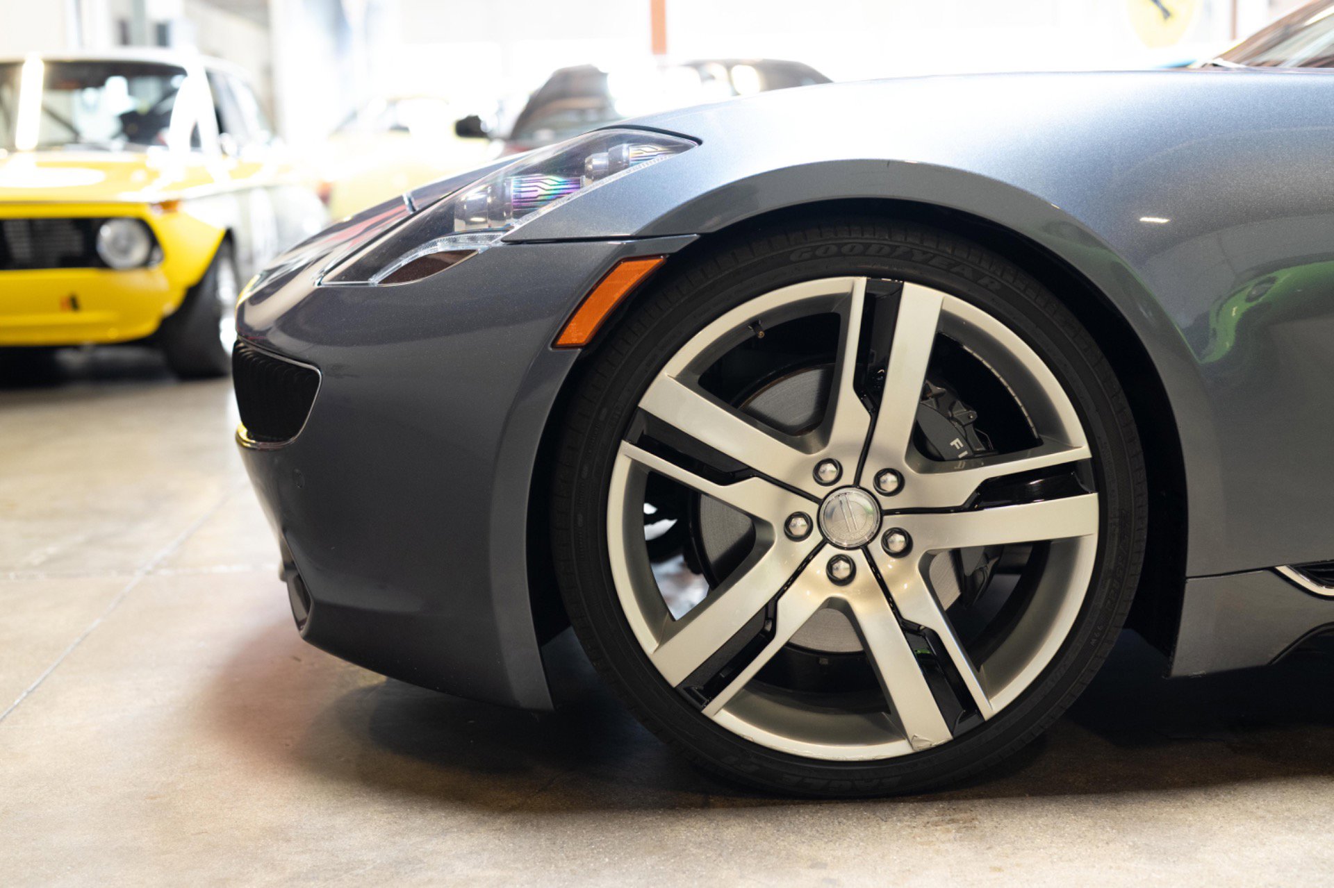 Used 2012 Fisker Karma EcoSport RWD image 23