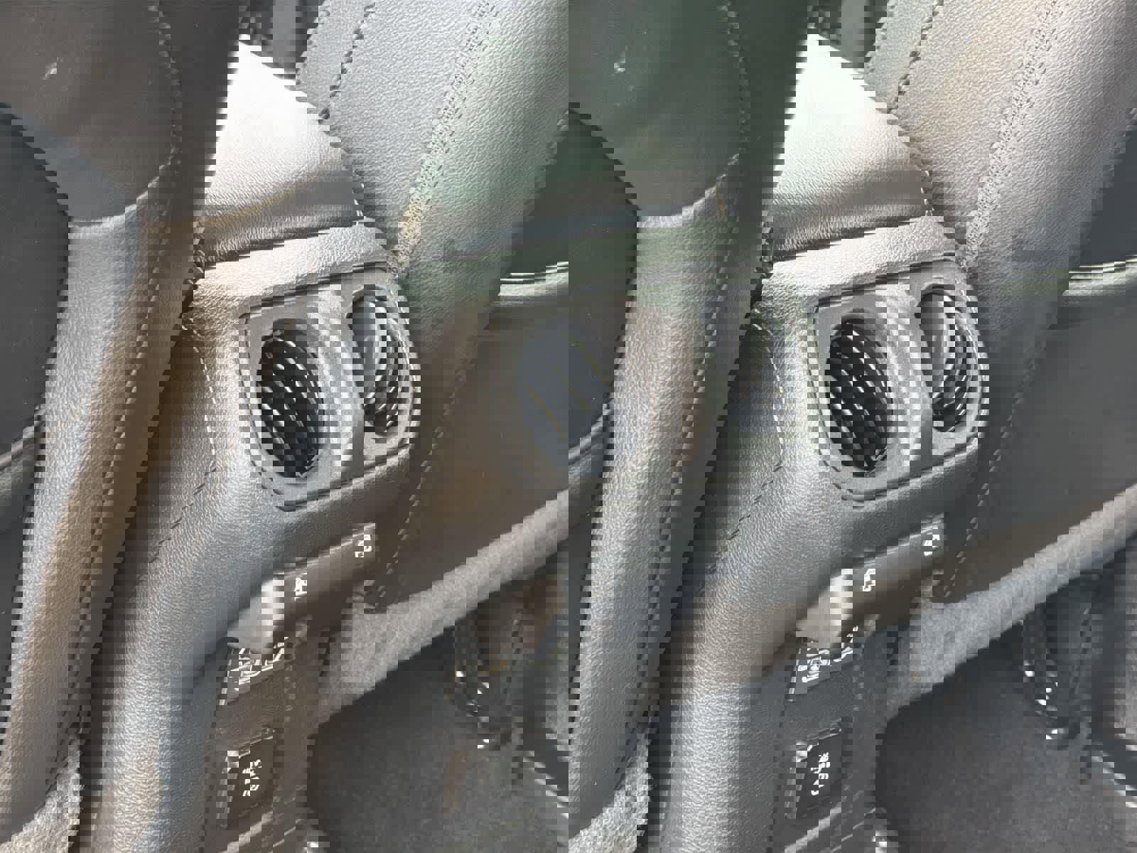 Used 2022 Jeep Wrangler Unlimited Sahara w/ Cold Weather Group image 27