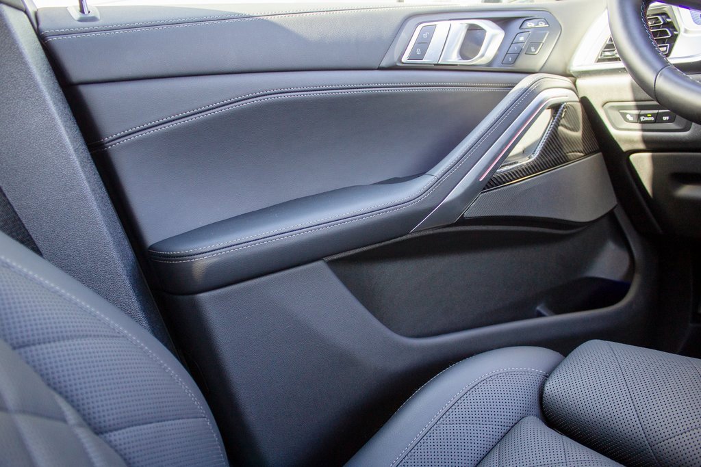 Used 2026 BMW X6 M60i image 19