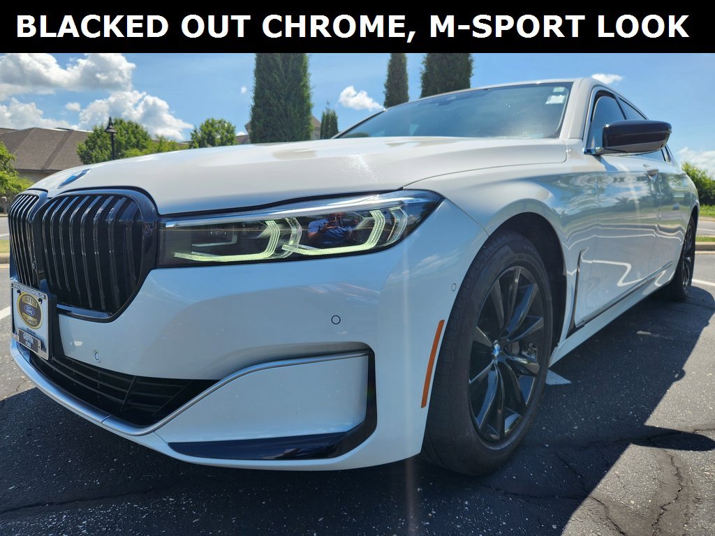 Used 2021 BMW 740i xDrive image 2