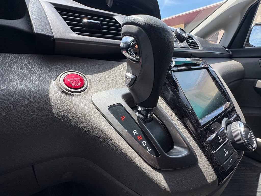 Used 2015 Honda Odyssey EX-L image 23