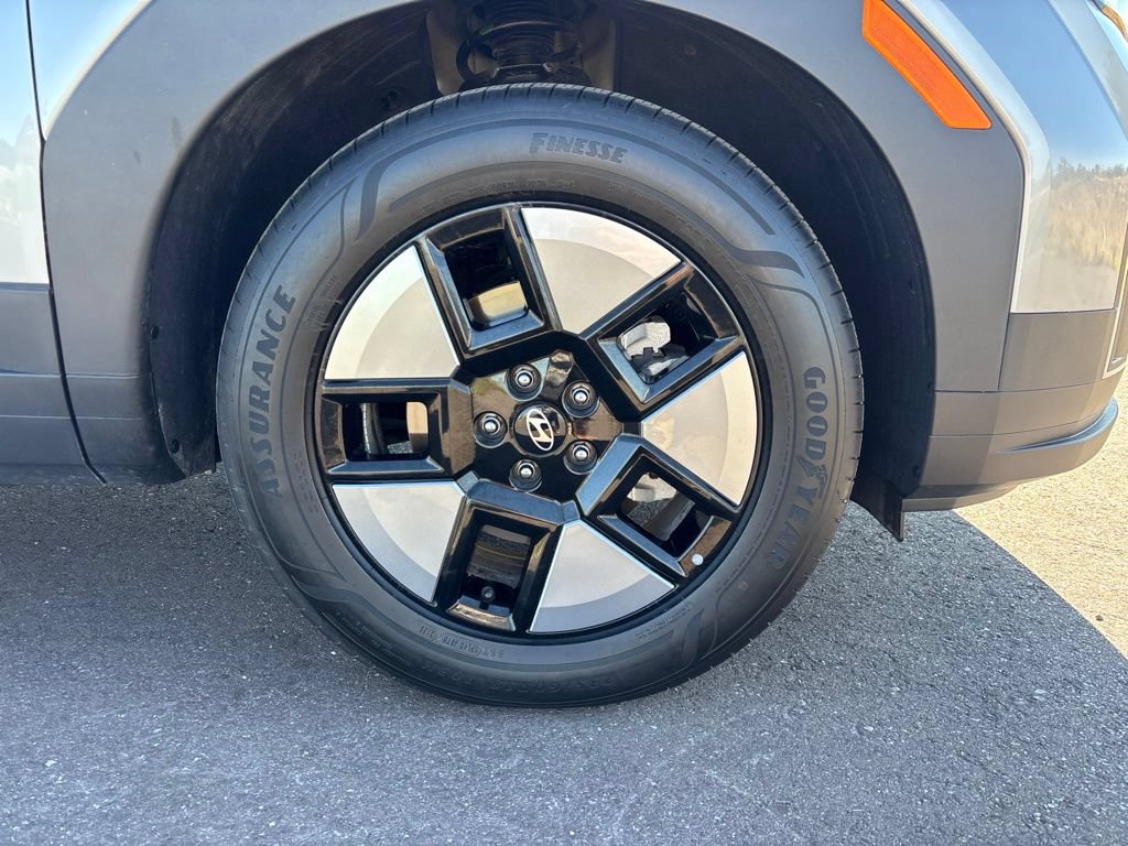 Certified 2026 Hyundai Santa Fe SEL AWD/4WD image 33