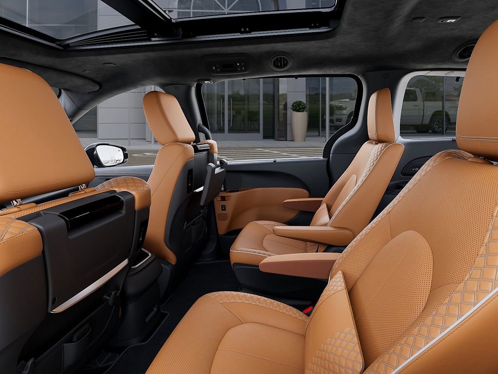 New 2026 Chrysler Pacifica Pinnacle AWD/4WD image 23