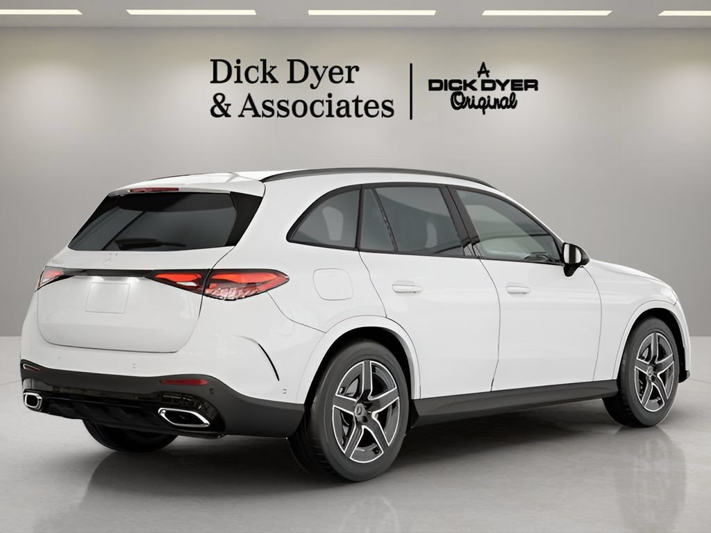 Used 2026 Mercedes-Benz GLC 300 image 17