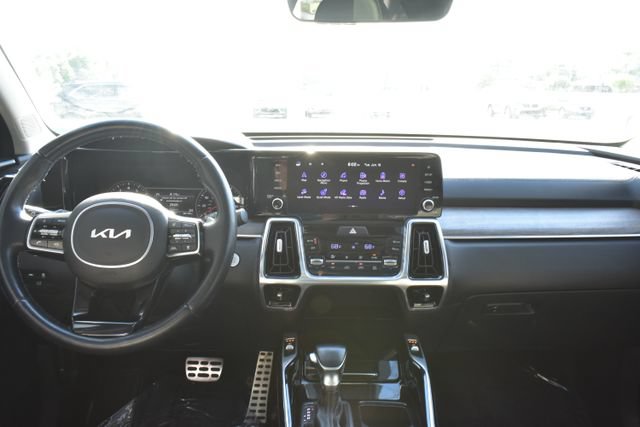 Used 2023 Kia Sorento EX AWD/4WD image 39