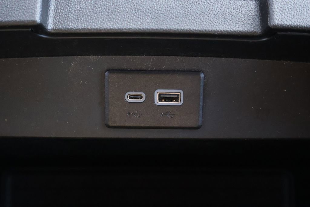 Certified 2023 Chevrolet Tahoe Z71 w/ Luxury Package image 25