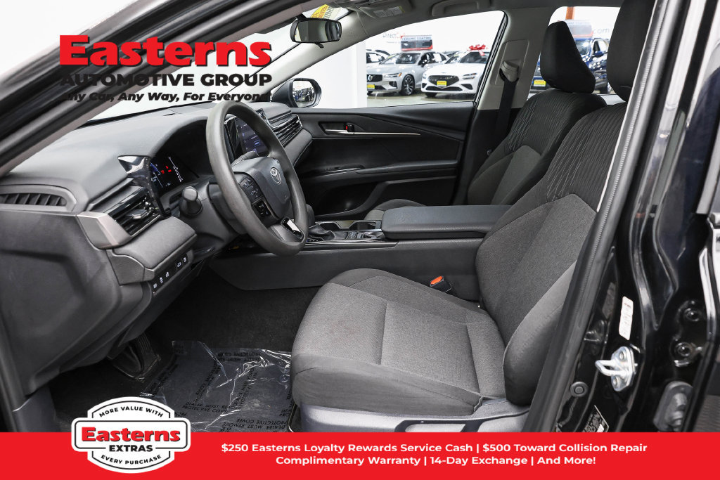 Used 2026 Toyota Camry LE FWD image 15