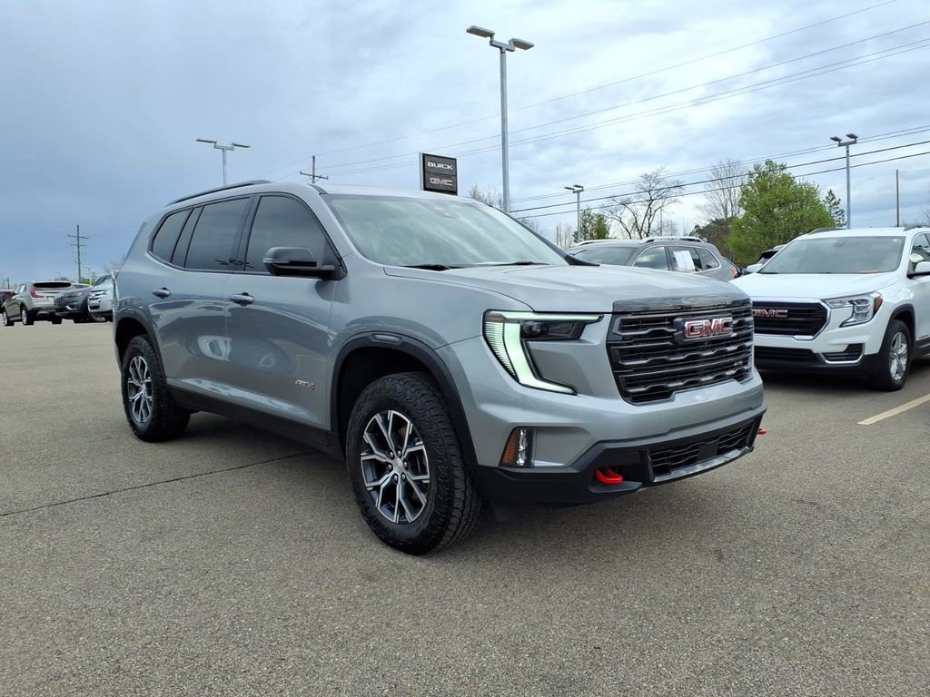 Used 2024 GMC Acadia AT4 w/ Luxury Package image 3