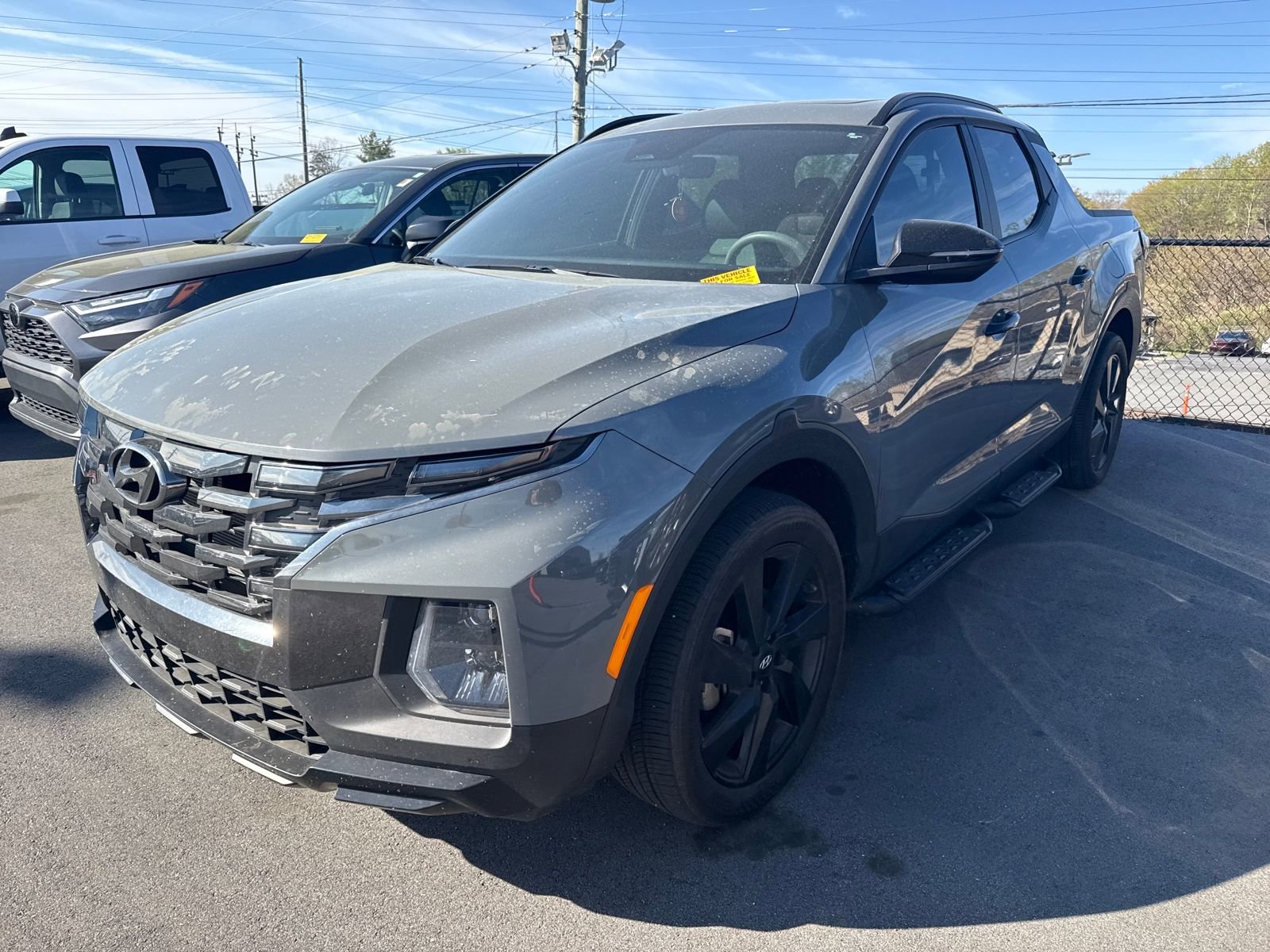 Used 2024 Hyundai Santa Cruz Night image 2