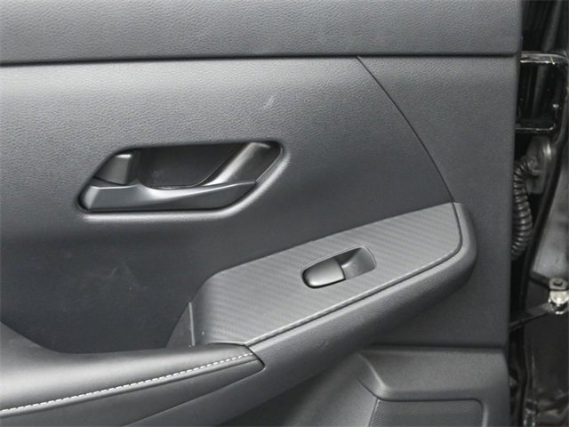 Used 2025 Nissan Sentra S image 23