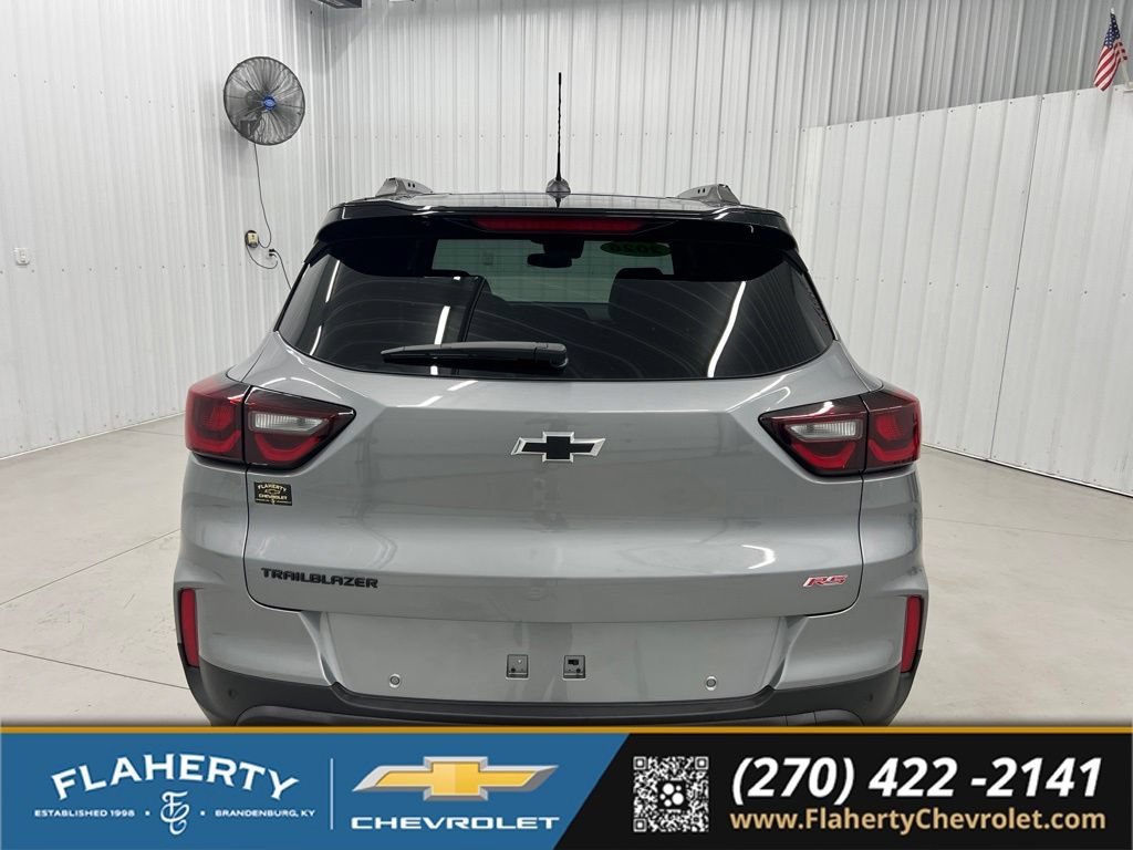 New 2026 Chevrolet TrailBlazer RS w/ Driver Confidence Package FWD image 4