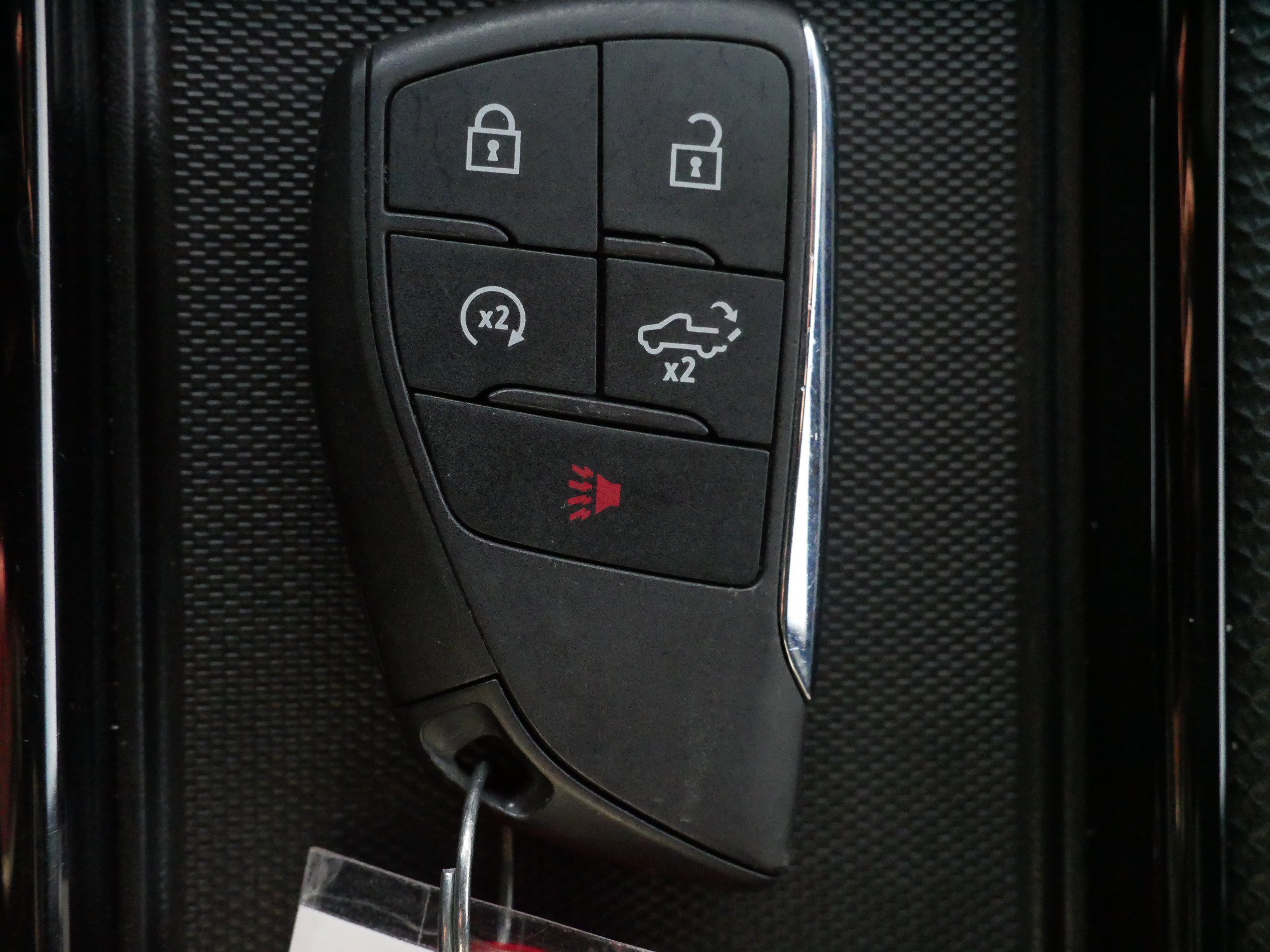 Used 2022 Chevrolet Silverado 1500 ZR2 w/ Technology Package image 32