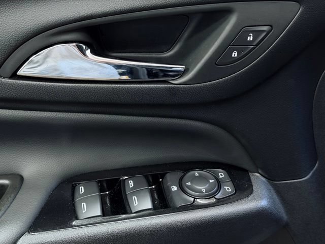 Used 2024 Chevrolet Equinox Premier AWD/4WD image 14