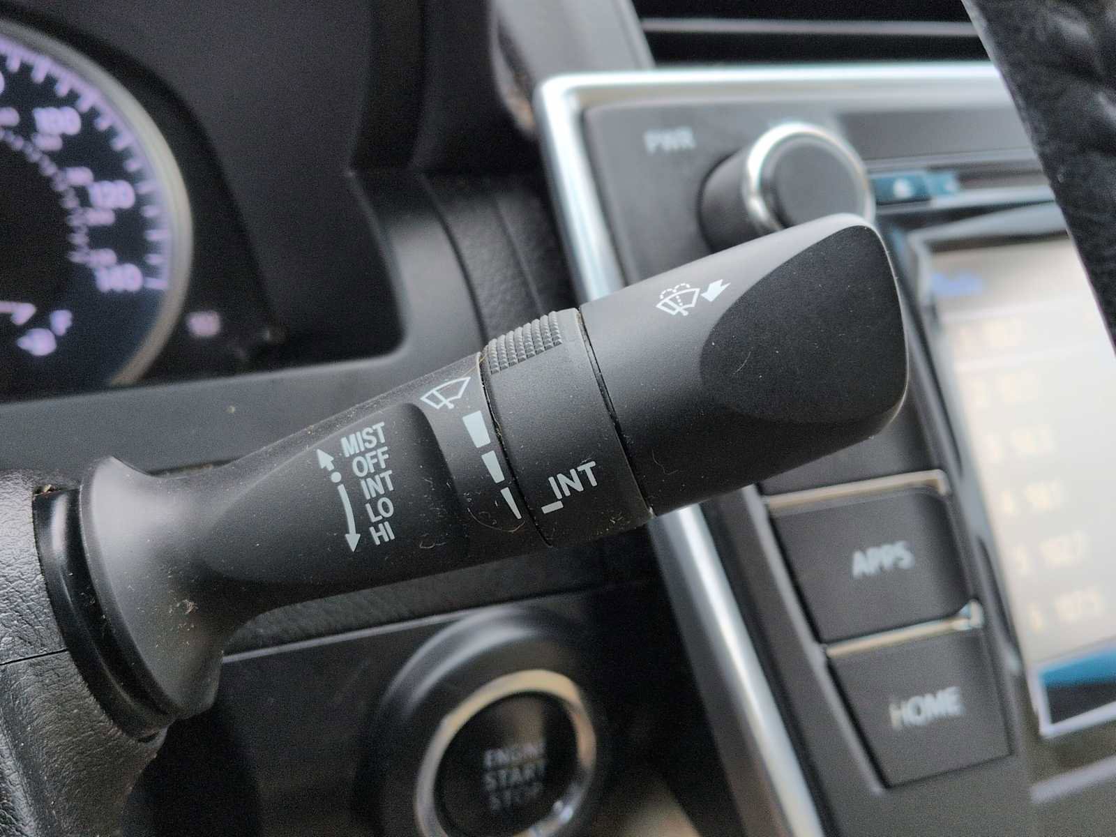 Used 2016 Toyota Camry XLE w/ Moonroof Package image 26