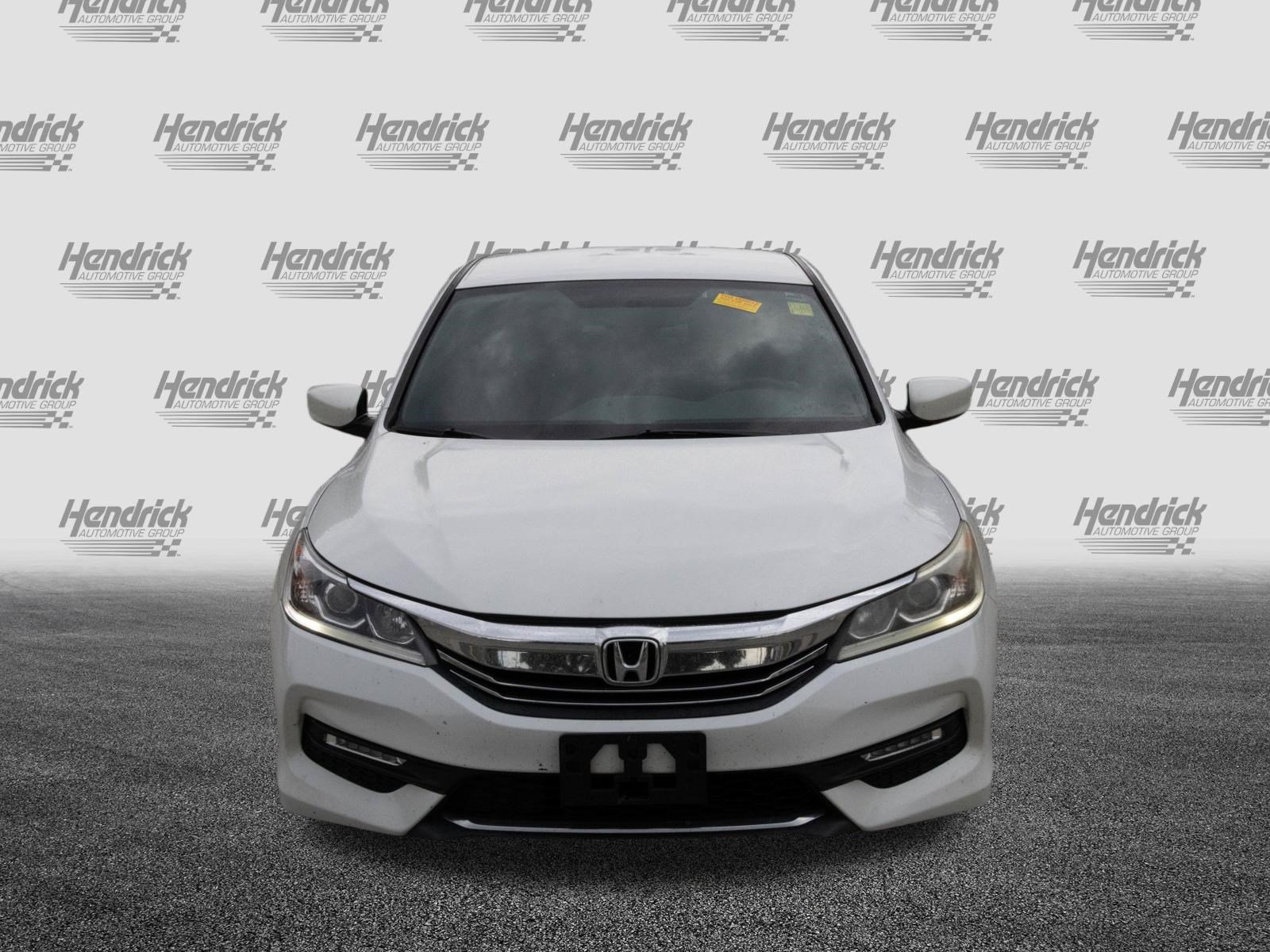 Used 2017 Honda Accord Sport image 3
