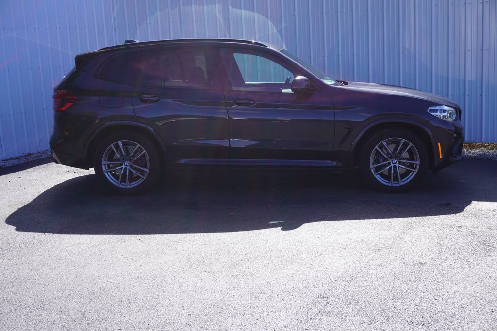 Used 2021 BMW X3 M40i w/ Executive Package image 2