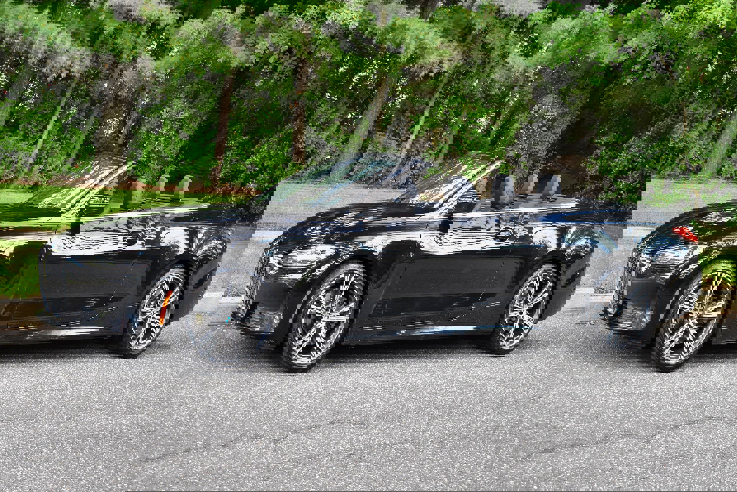 Used 2021 BMW 430i Convertible w/ Convenience Package (ZC2) image 2