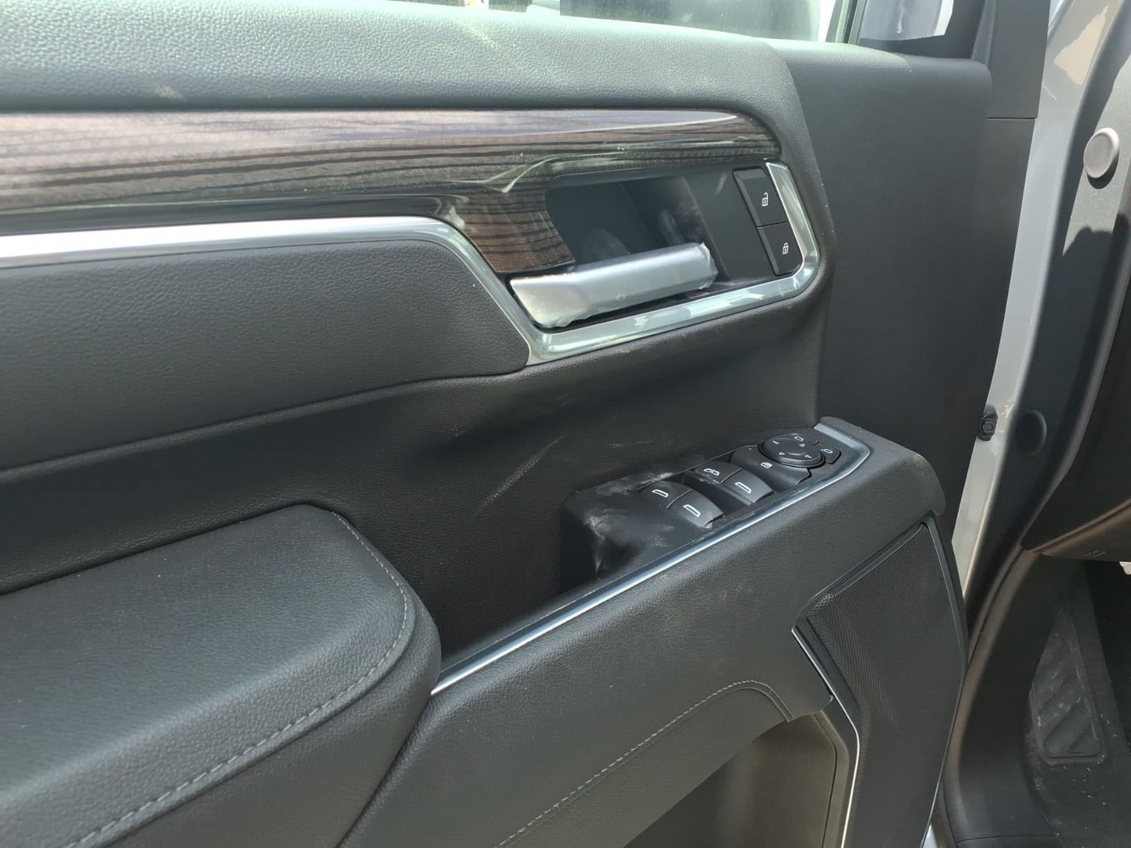 New 2026 Chevrolet Silverado 3500 LT w/ Convenience Package AWD/4WD image 8