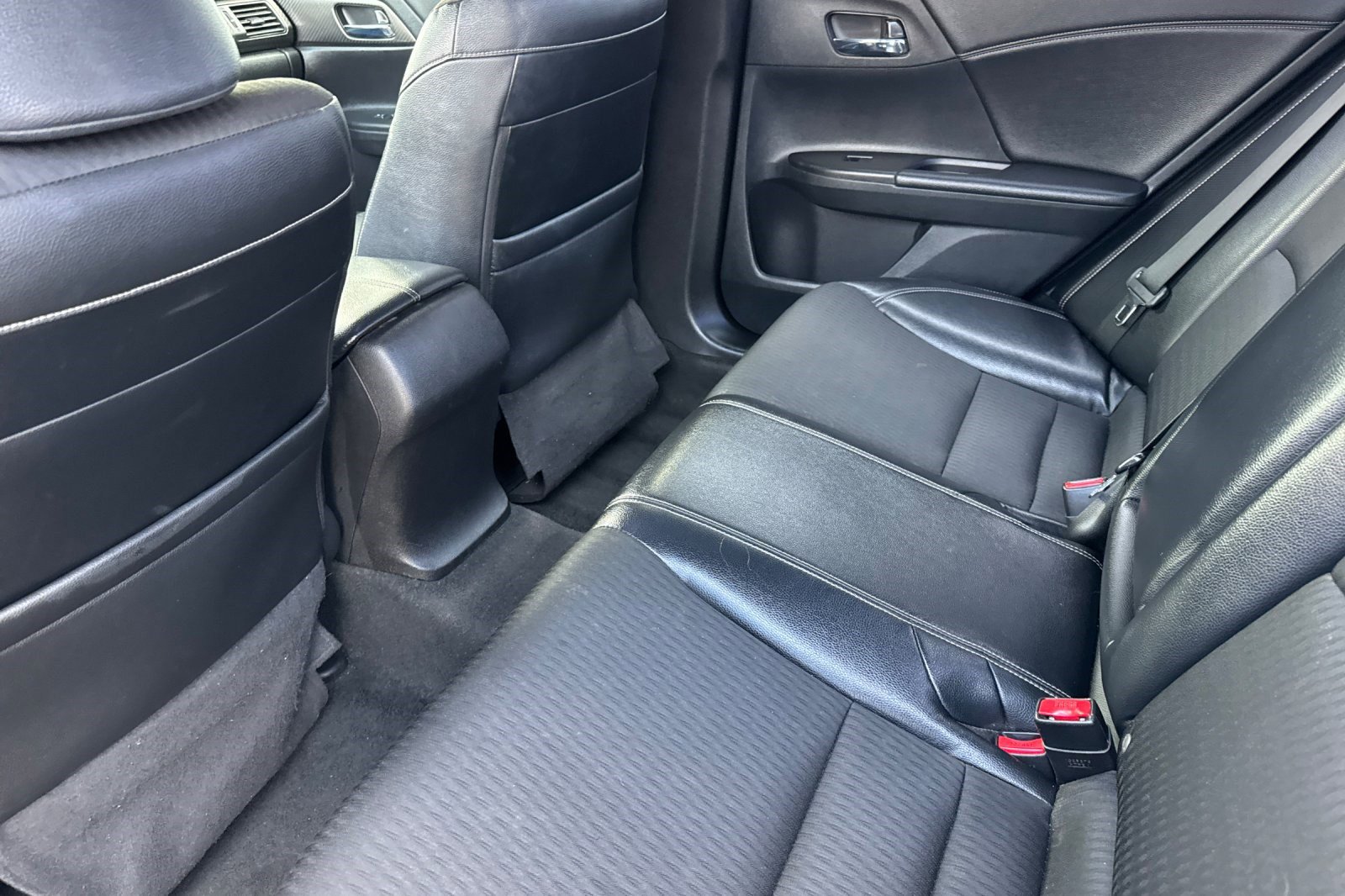 Used 2016 Honda Accord Sport image 26