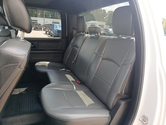 Used 2021 RAM 5500 Tradesman w/ Chrome Appearance Group image 29