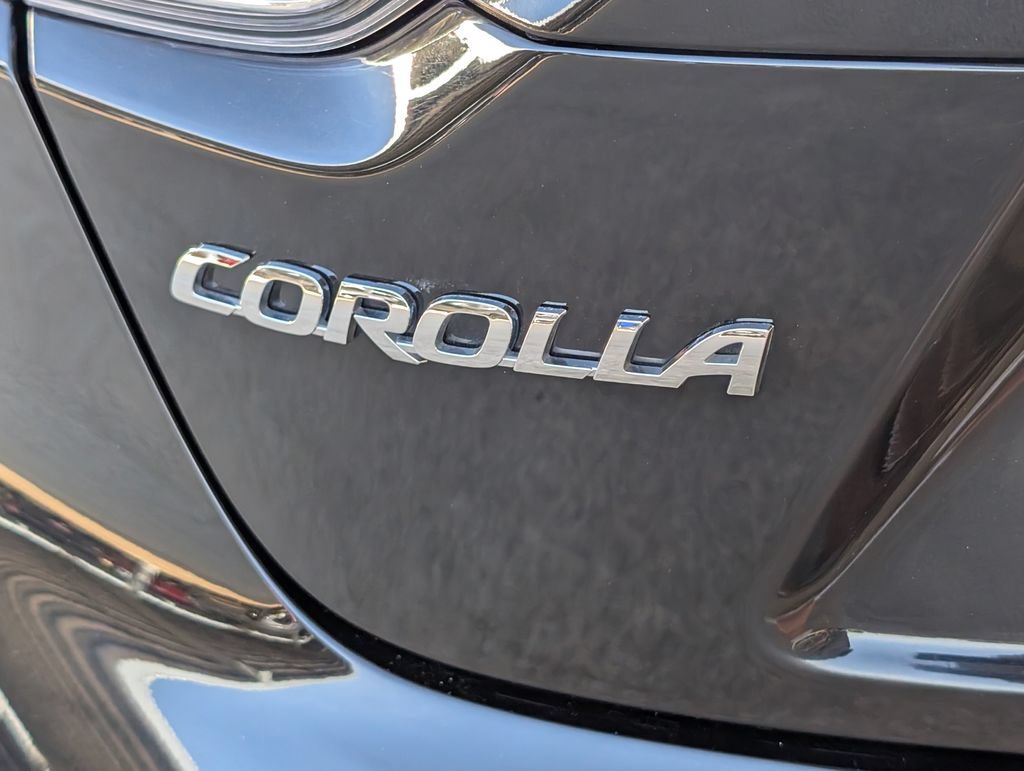 Used 2024 Toyota Corolla LE FWD image 31