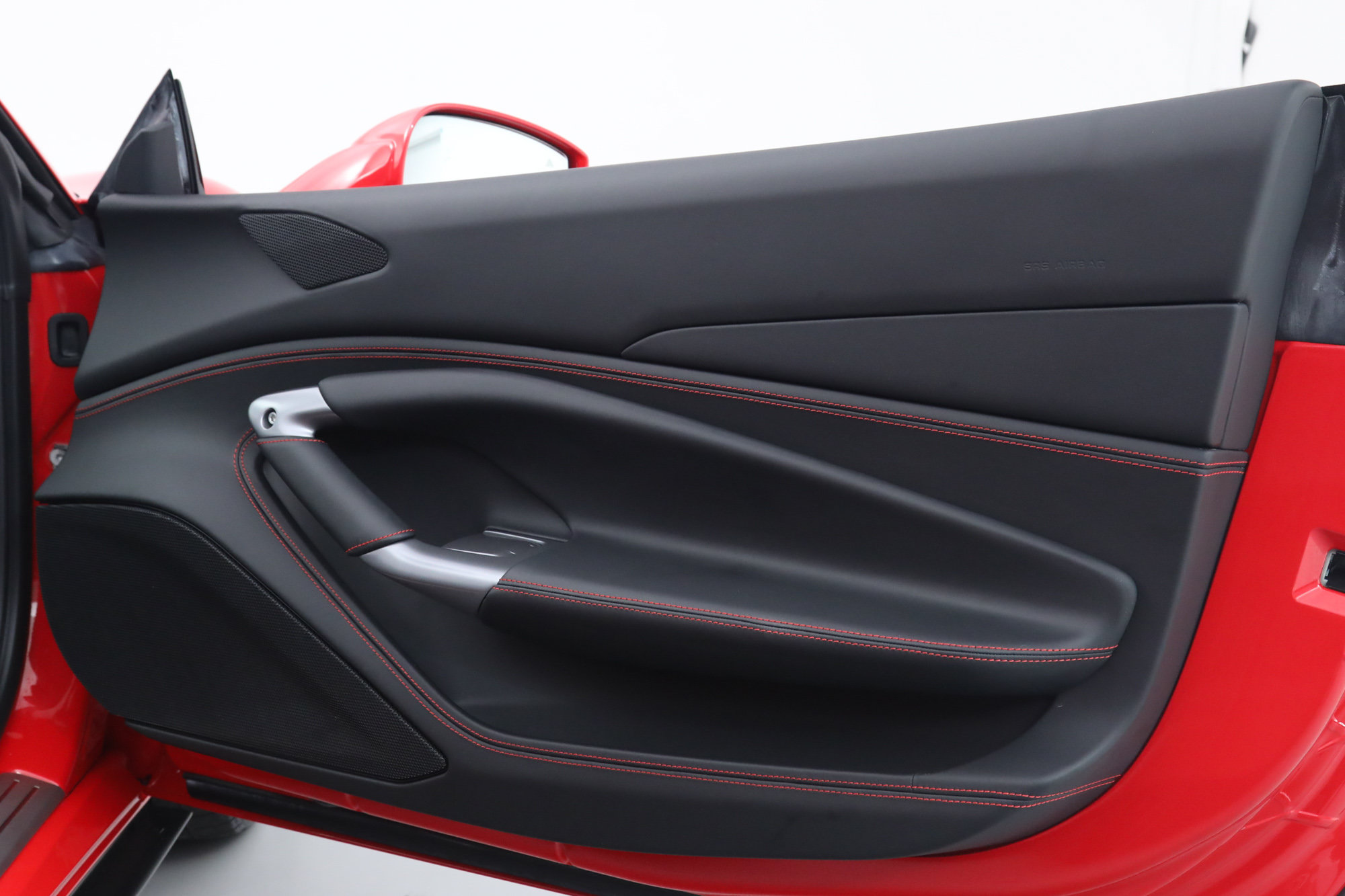 Certified 2023 Ferrari F8 Tributo RWD image 21
