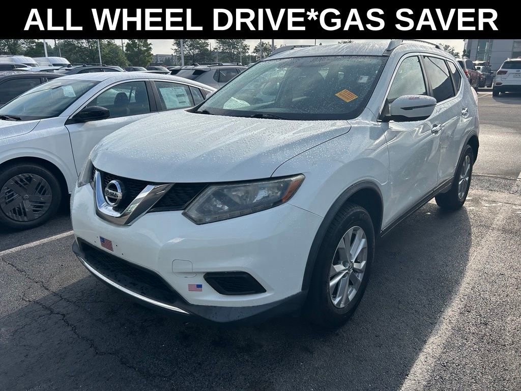 Used 2016 Nissan Rogue SV AWD/4WD image 2