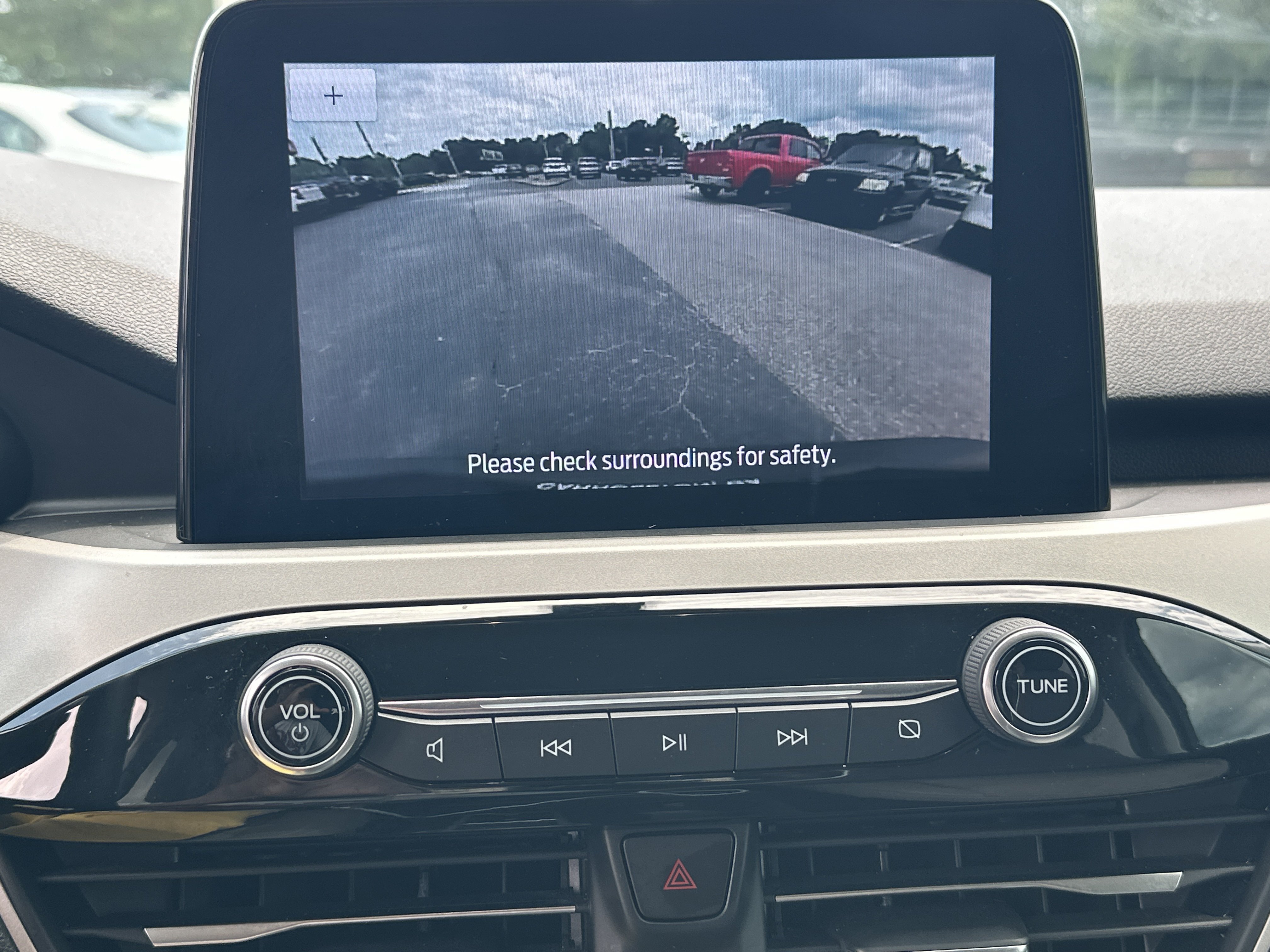 Used 2022 Ford Escape SE FWD image 30