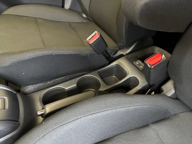 New 2025 Nissan Kicks Play S FWD image 31