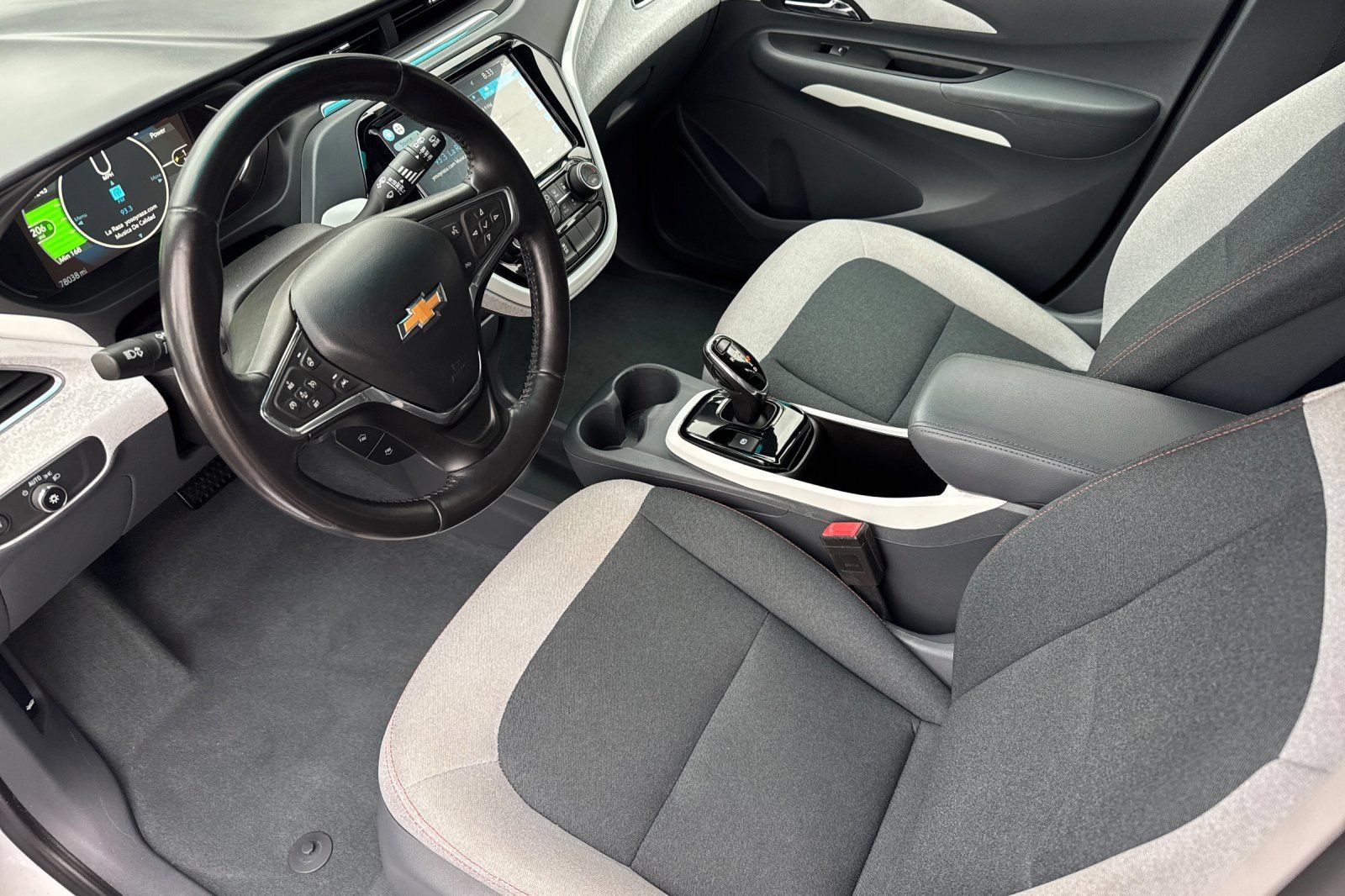 Used 2020 Chevrolet Bolt LT FWD image 14