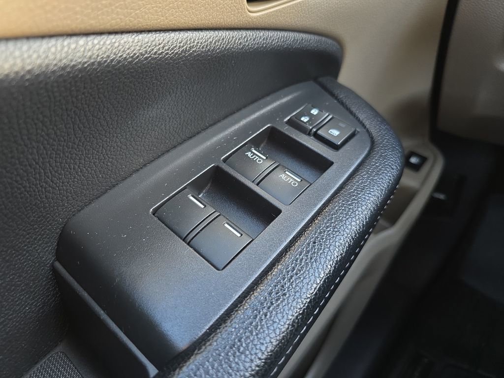 Used 2017 Honda Ridgeline RTL image 8