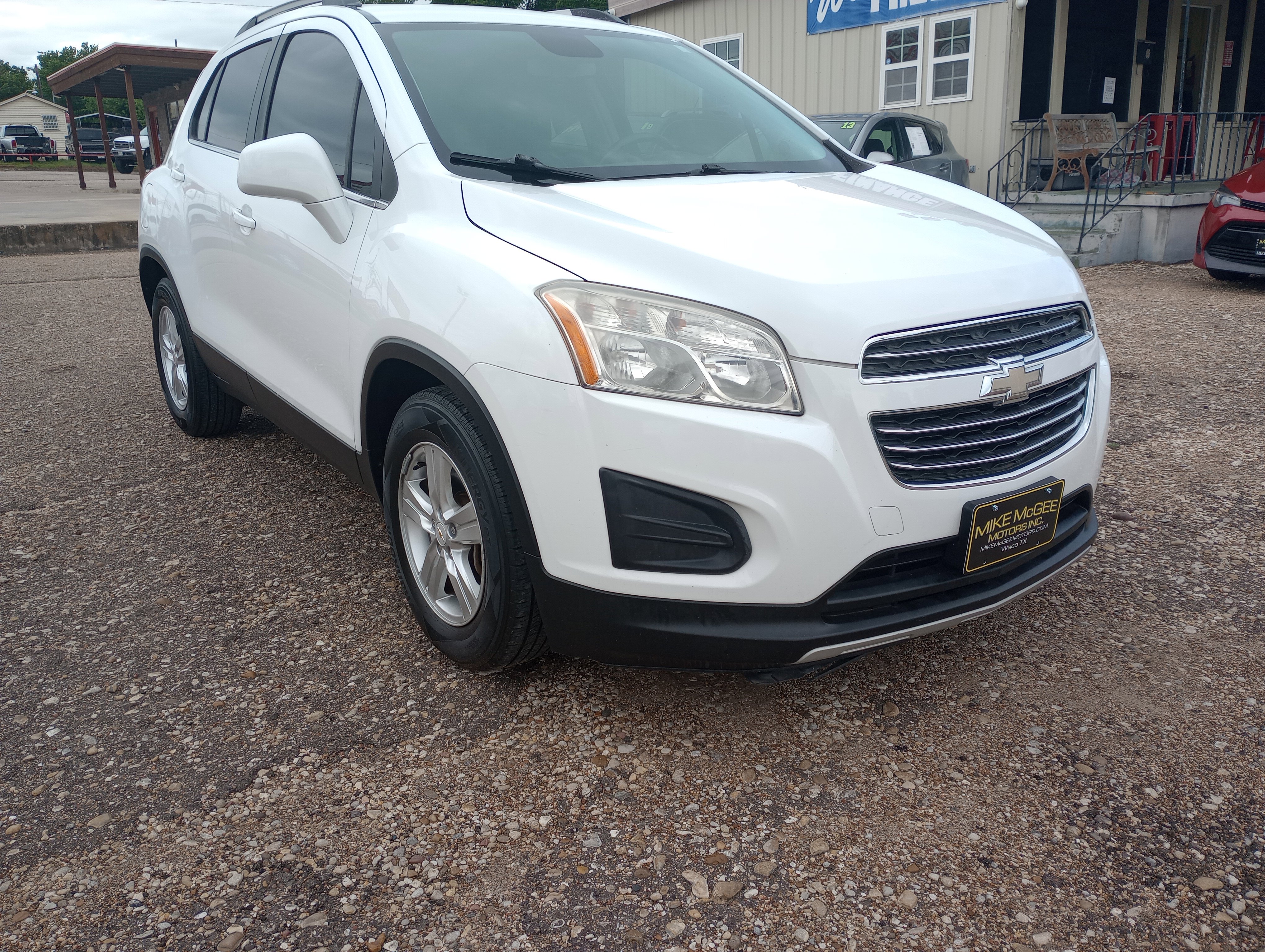 Used 2016 Chevrolet Trax LT w/ LT Convenience Package FWD image 1