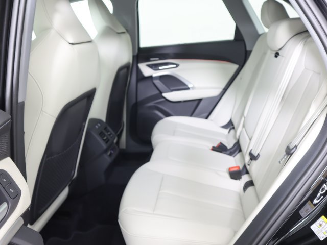 New 2026 Audi Q5 Premium Plus AWD/4WD image 15