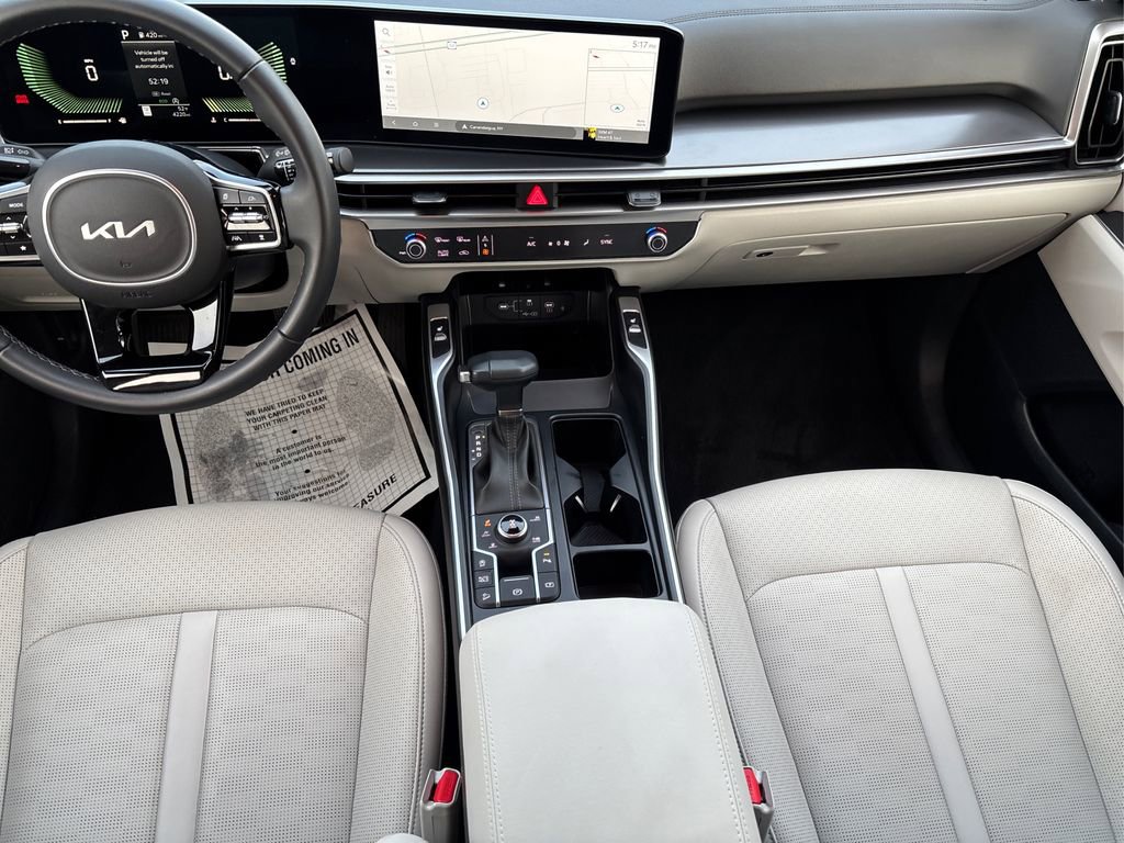 Certified 2025 Kia Sorento S image 20