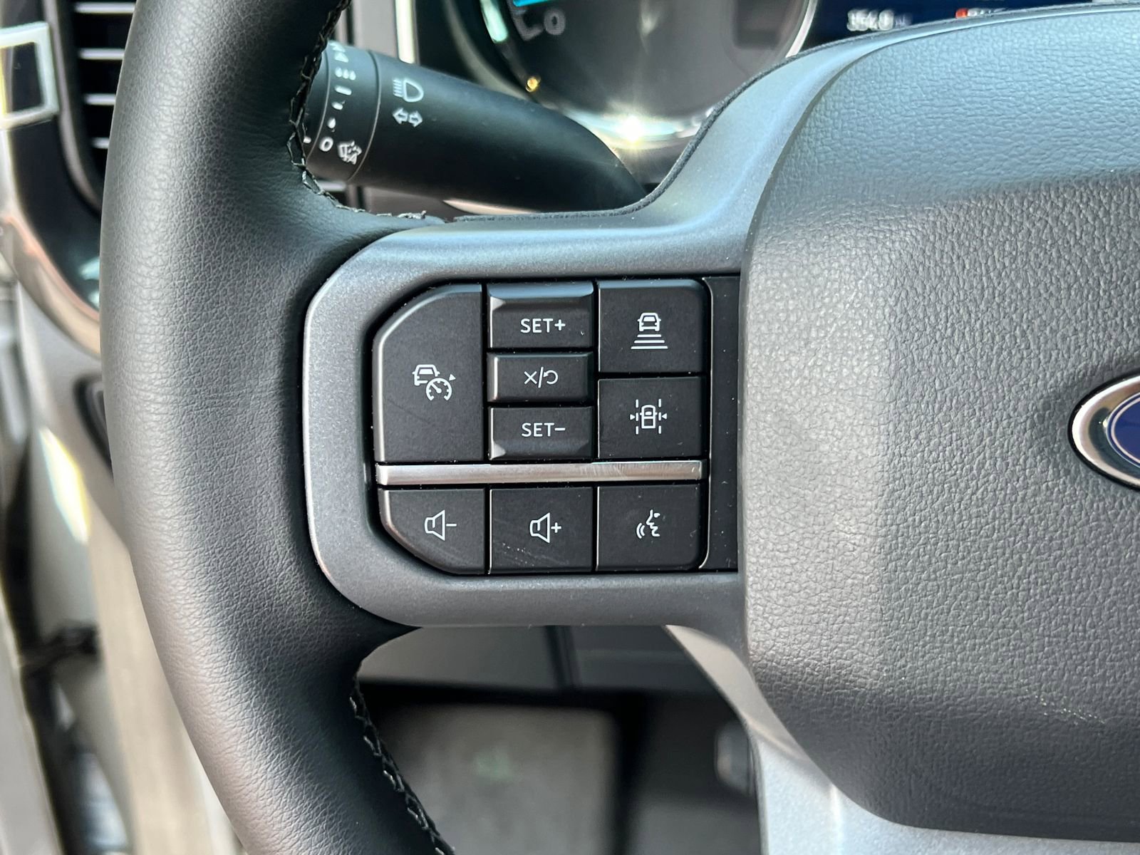 New 2023 Ford F150 XLT w/ Equipment Group 302A High image 20