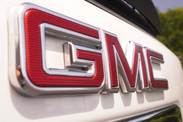 Used 2021 GMC Terrain SLT w/ Infotainment Package II FWD image 43