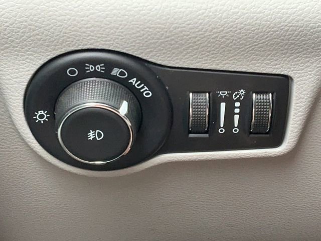 Used 2022 Jeep Compass Latitude w/ Convenience Group image 33