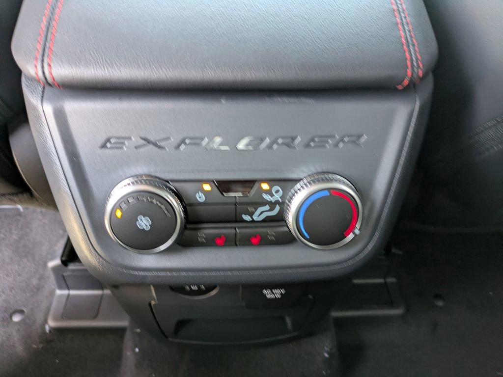 New 2026 Ford Explorer ST-Line image 18