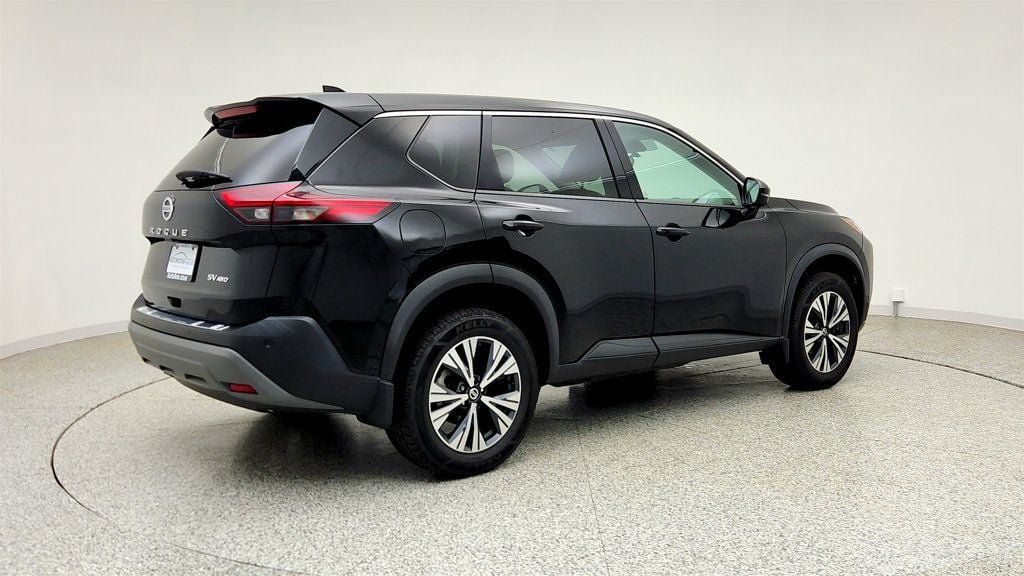 Used 2021 Nissan Rogue SV AWD/4WD image 5
