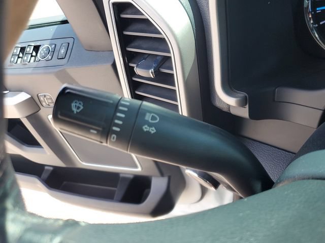 Used 2022 Ford F250 Lariat w/ Black Appearance Package AWD/4WD image 28