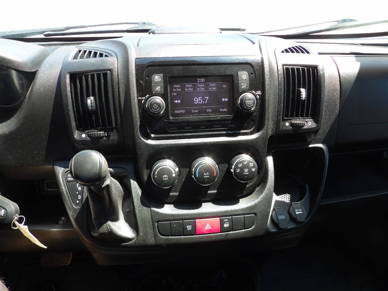 Used 2021 RAM ProMaster 1500 w/ Interior LED Lighting Group FWD image 13