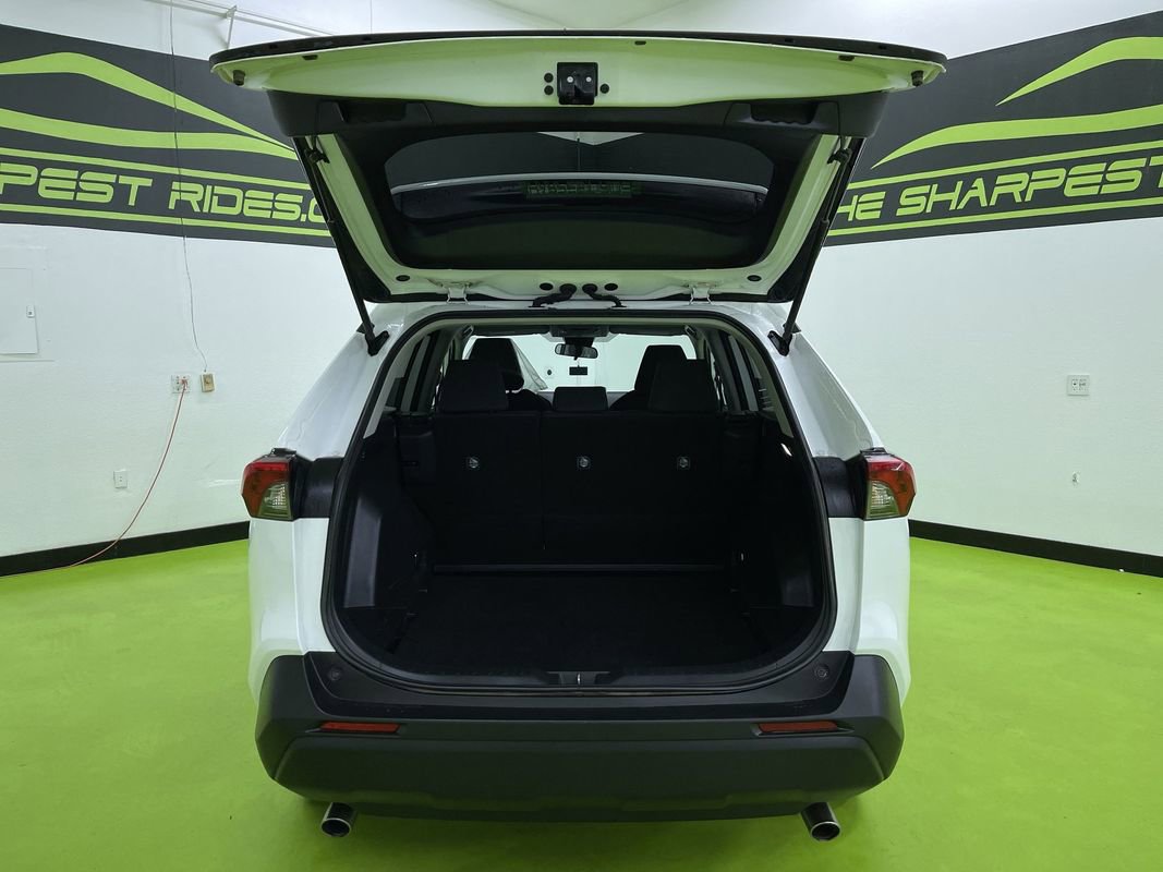 Used 2024 Toyota RAV4 LE image 9