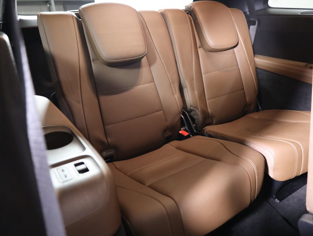 Used 2025 Mercedes-Benz GLS 450 4MATIC image 64