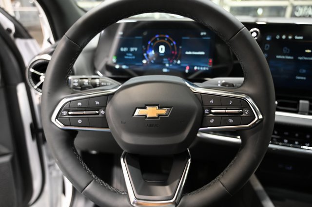 New 2026 Chevrolet Equinox LT w/ Convenience Package II image 21