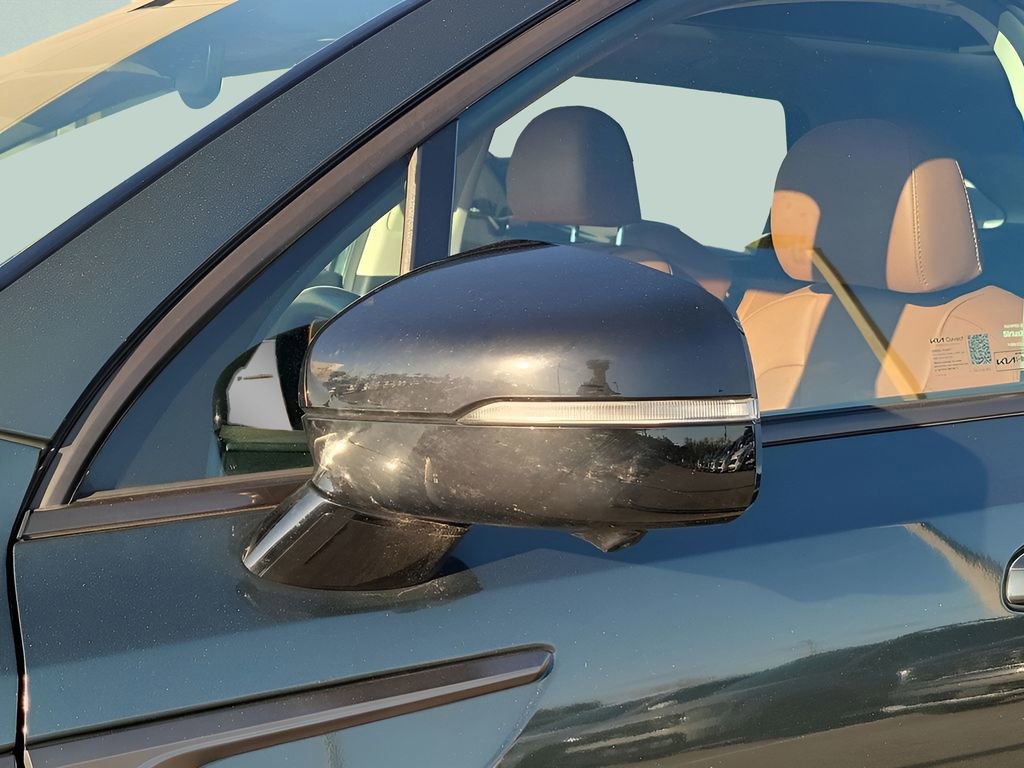 Used 2022 Kia Sorento SX Prestige w/ Rust Color Package image 12