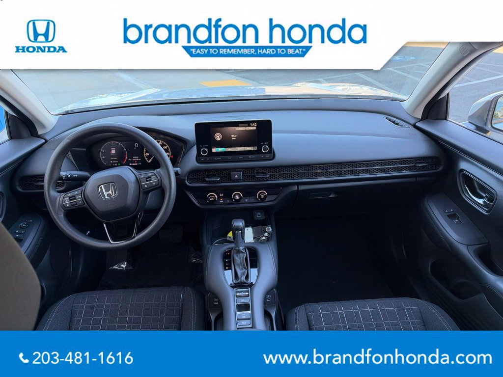 Used 2024 Honda HR-V LX image 12