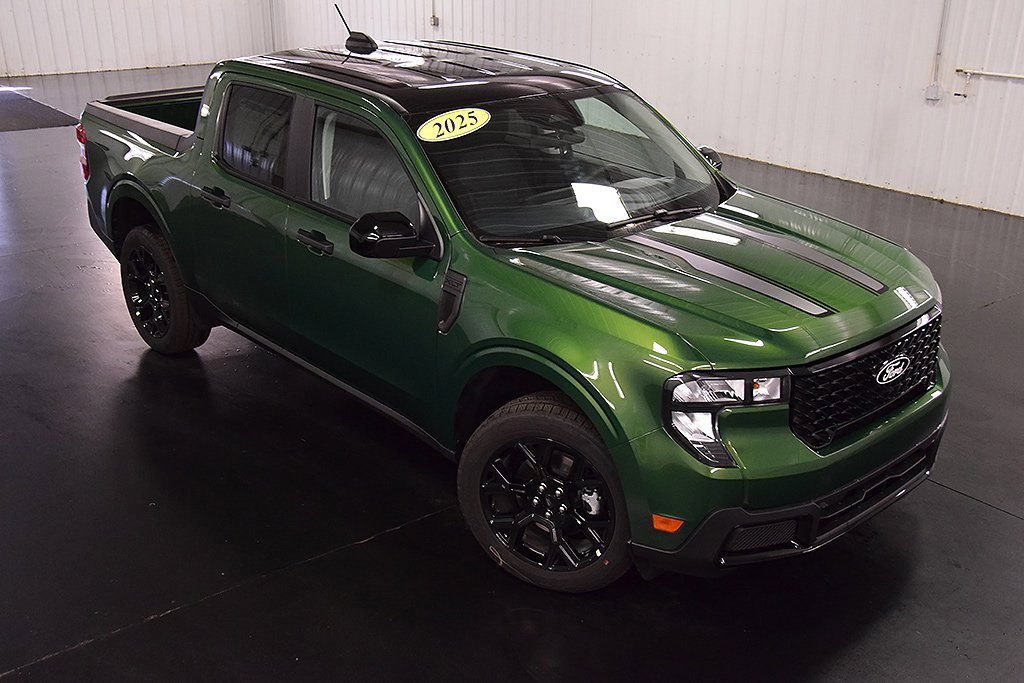 New 2025 Ford Maverick XLT w/ XLT Luxury Package image 10