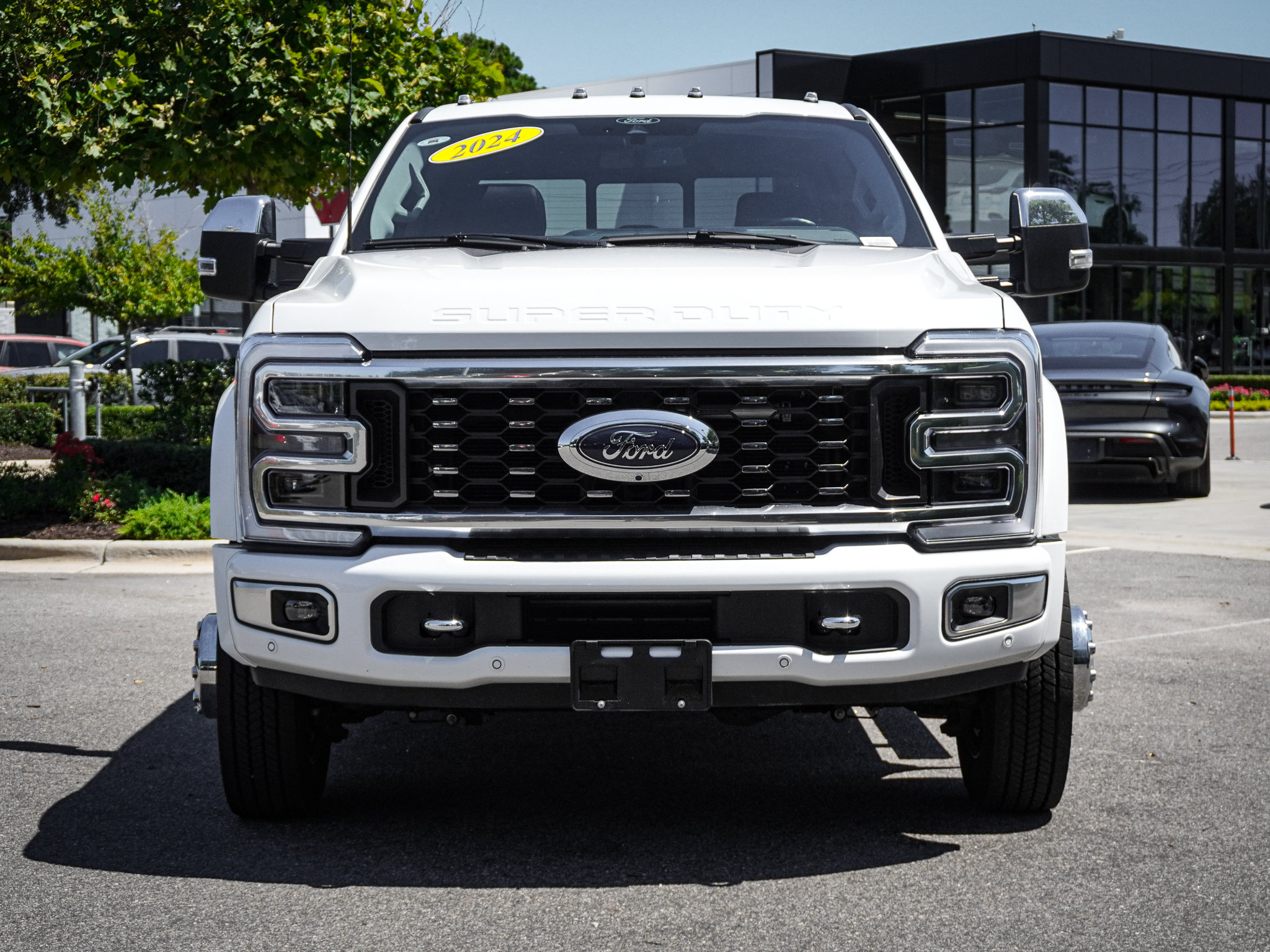 Used 2024 Ford F450 Limited w/ FX4 Off-Road Package AWD/4WD image 3